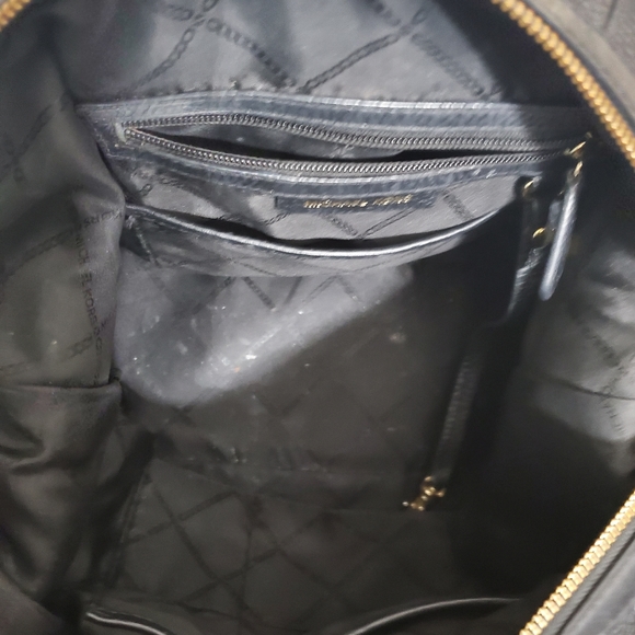 MICHAEL Kors BEDFORD LEGACY MEDIUM CONVERTIBLE SATCHEL - Picture 6 of 16